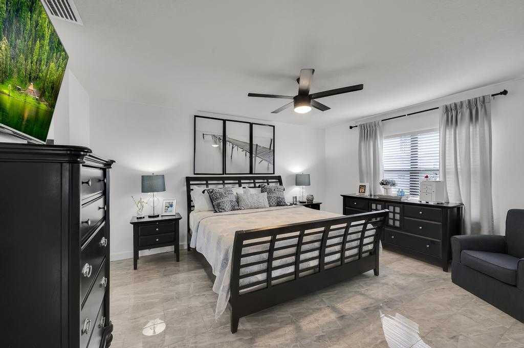 14163 Zorzal Avenue, Fort Pierce, FL, USA, 34951 - Thumbnail 3