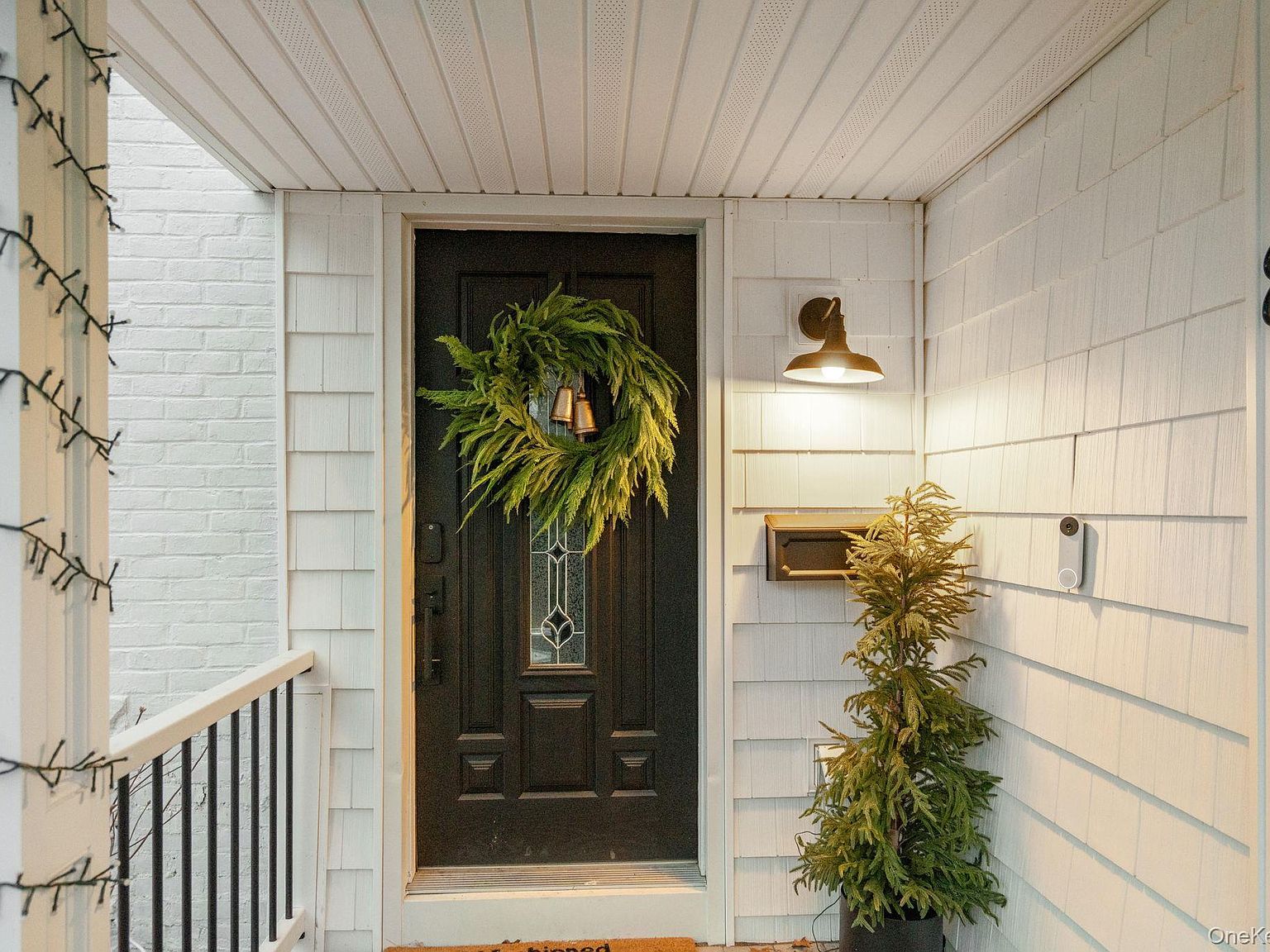 118 Ketcham Ave Patchogue, NY 11772 - Thumbnail 3