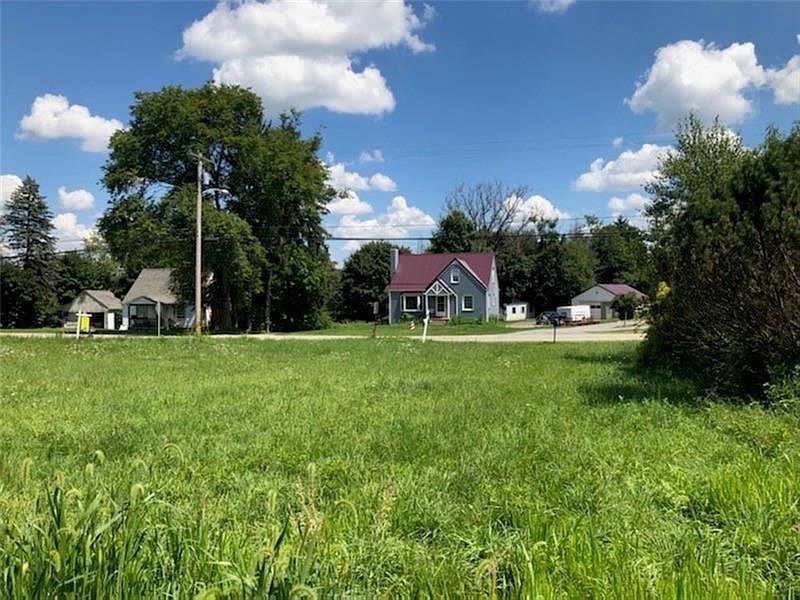 268 S Rebecca St Saxonburg, PA 16056 - Thumbnail 3