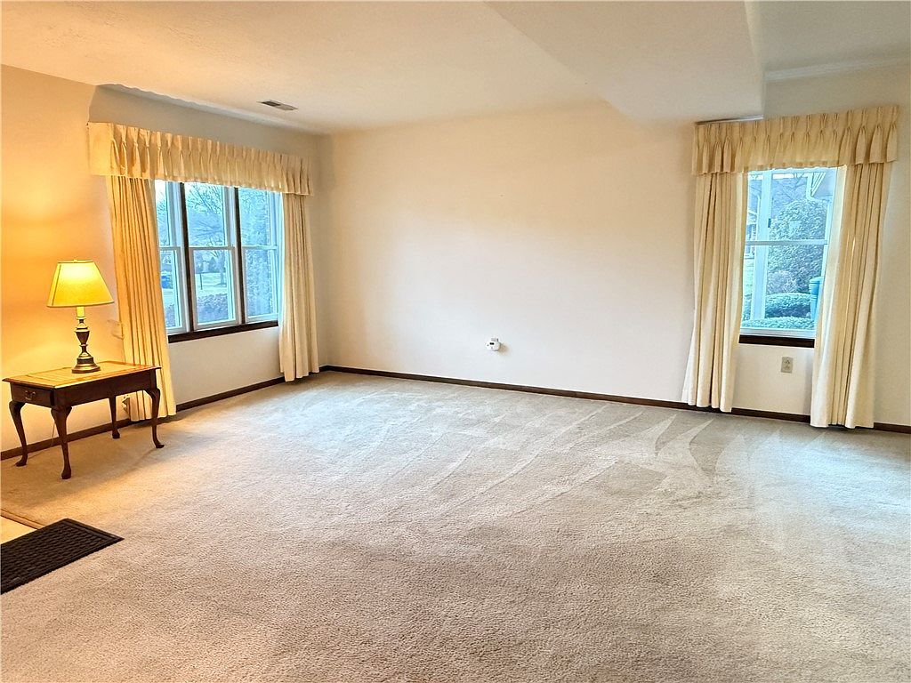 108 Evergreen Ct Saxonburg, PA 16056 - Thumbnail 3