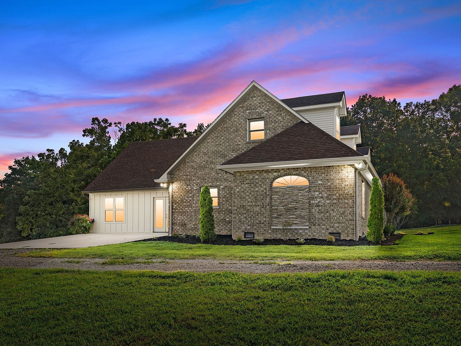 1012 Spring Creek Rd Chapmansboro, TN 37035 - Thumbnail 3