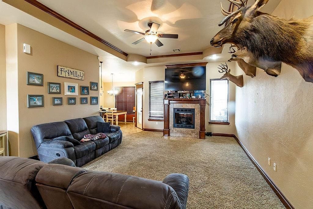 1414 Limestone Way Elgin, OK 73538 - Thumbnail 3