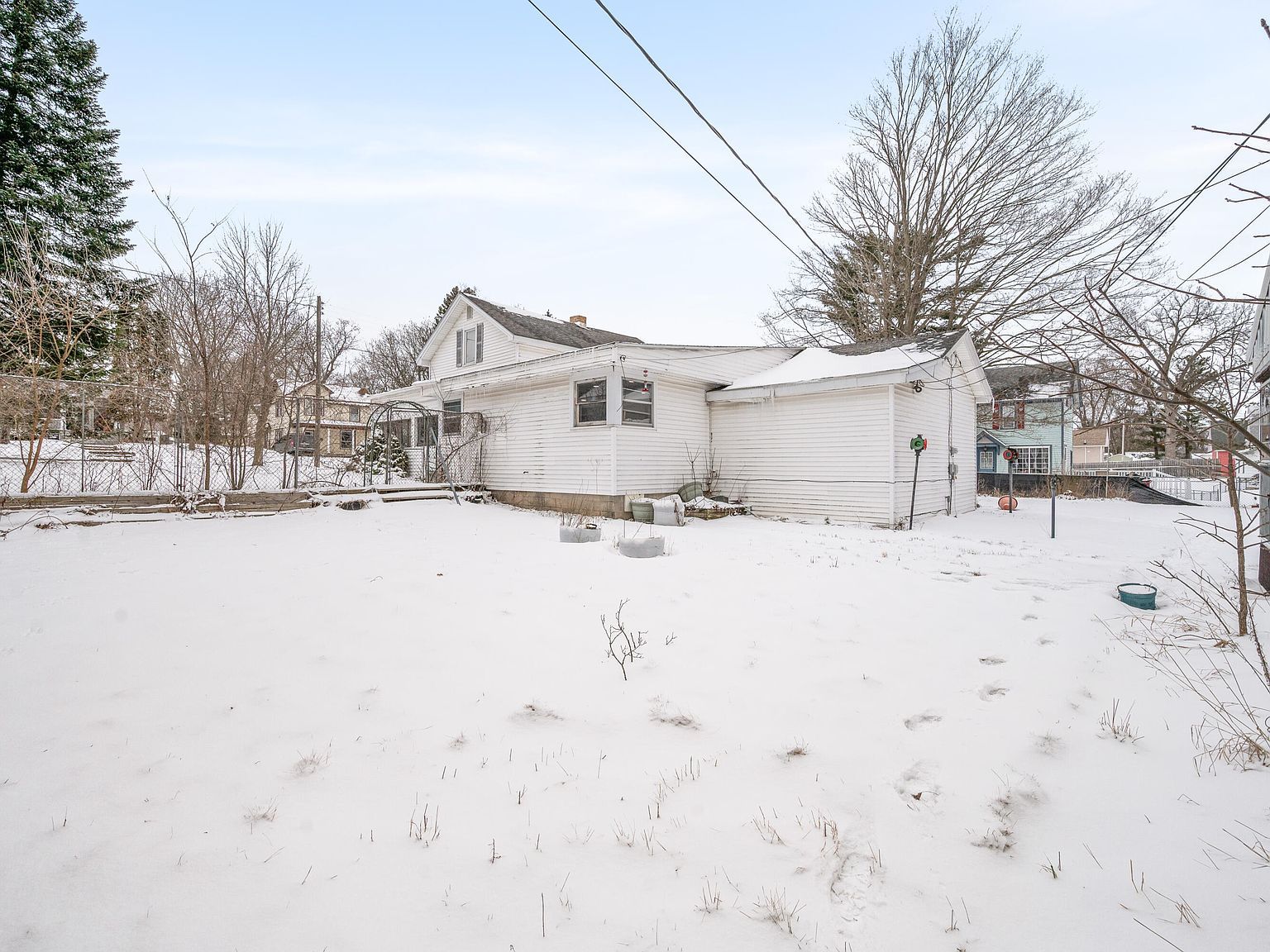 406 Marion Ave Big Rapids, MI 49307 - Thumbnail 3