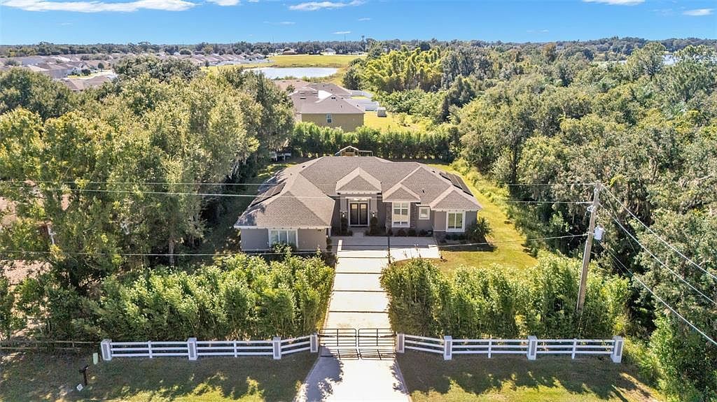 1586 Martin Luther King Blvd NE Winter Haven, FL 33881 - Thumbnail 3