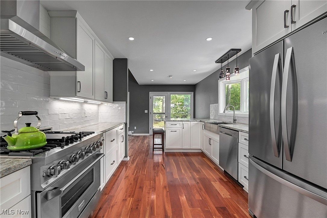 5 Skyline Dr Moreland Hills, OH 44022 - Thumbnail 3