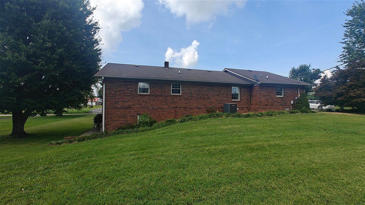 481 Violet St Horse Cave, KY 42749 - Thumbnail 3