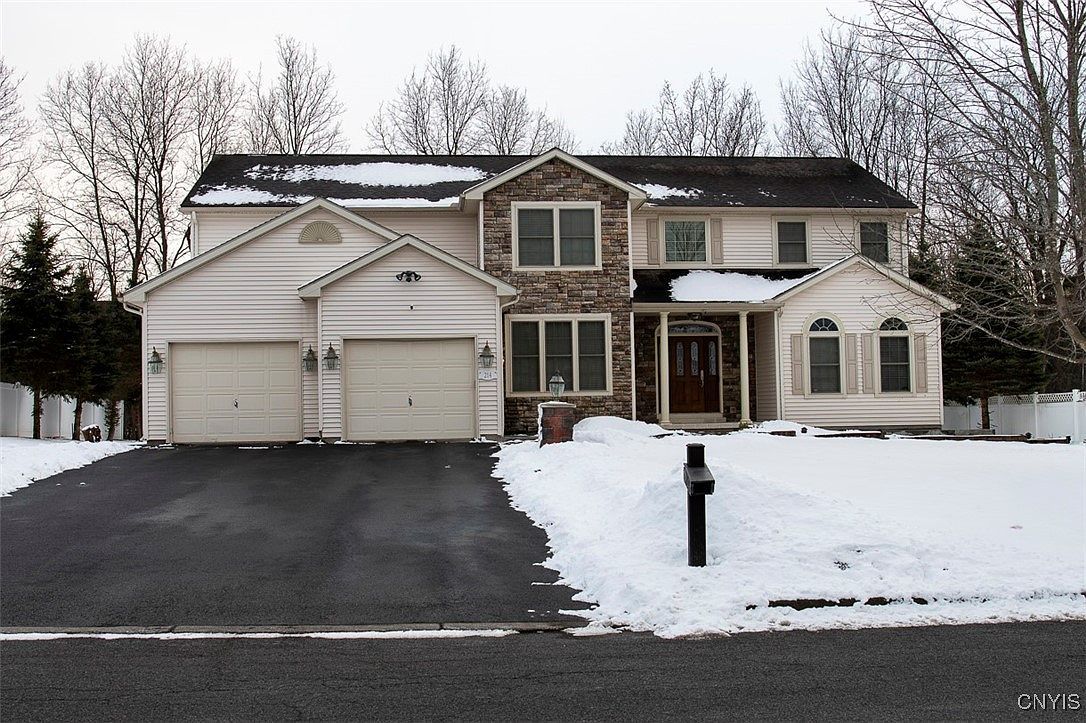 214 Driftwood Dr Oneida, NY 13421 - Thumbnail 3