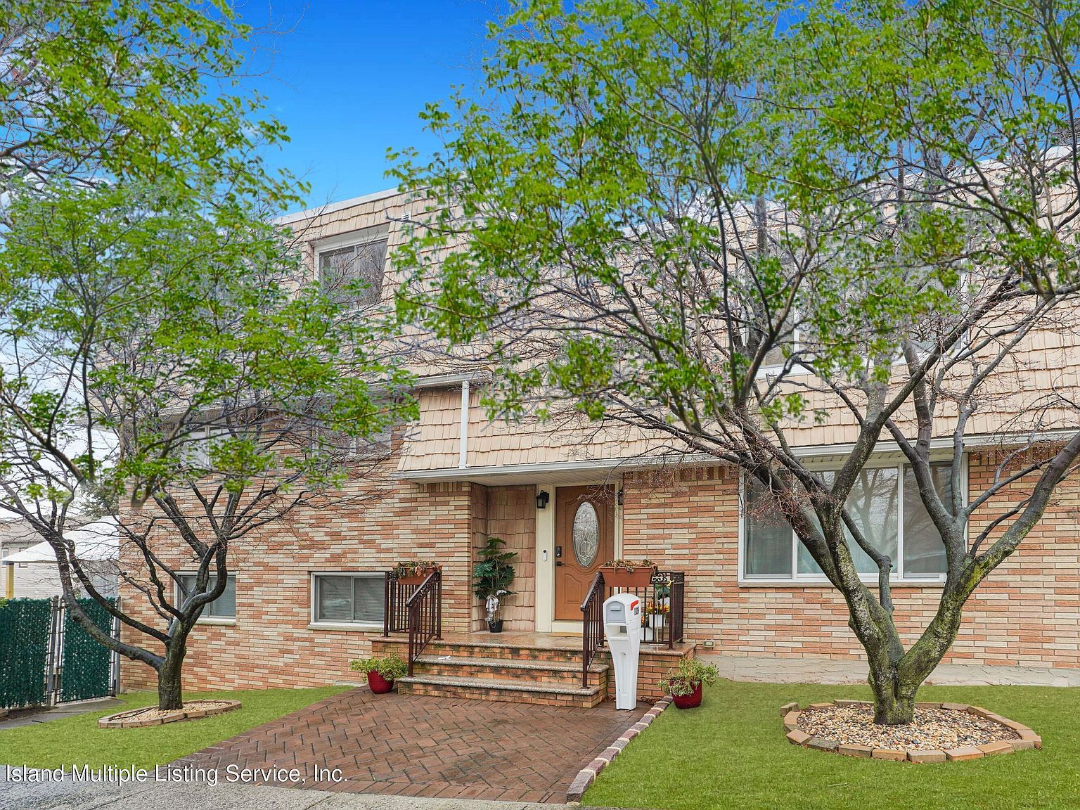 109 Caswell Ave Staten Island, NY 10314 - Thumbnail 3