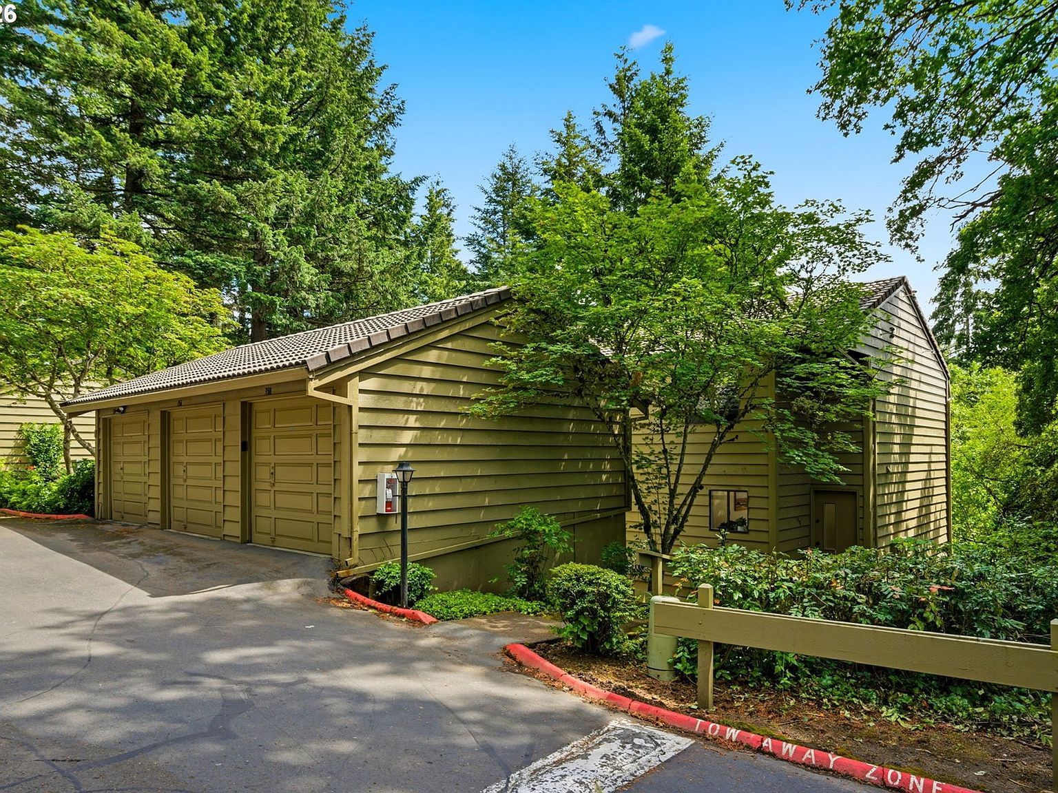 358 Cervantes Cir Lake Oswego, OR 97035 - Thumbnail 3