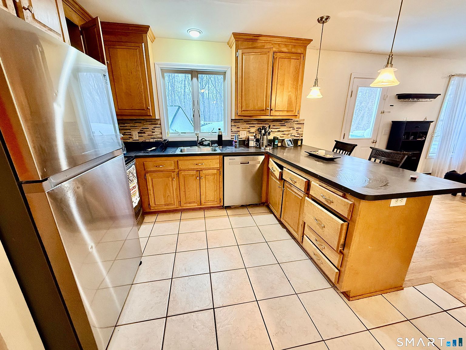 12 Cove Brook Ln Uncasville, CT 06382 - Thumbnail 3