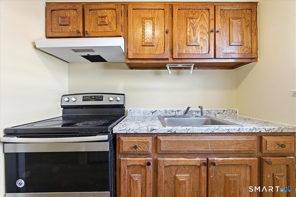 107 Woodland Dr APT B Uncasville, CT 06382 - Thumbnail 3