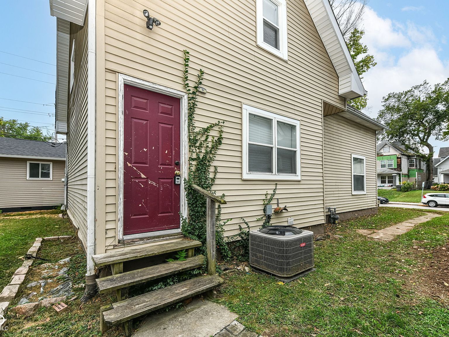 2805 Boulevard Pl Indianapolis, IN 46208 - Thumbnail 3