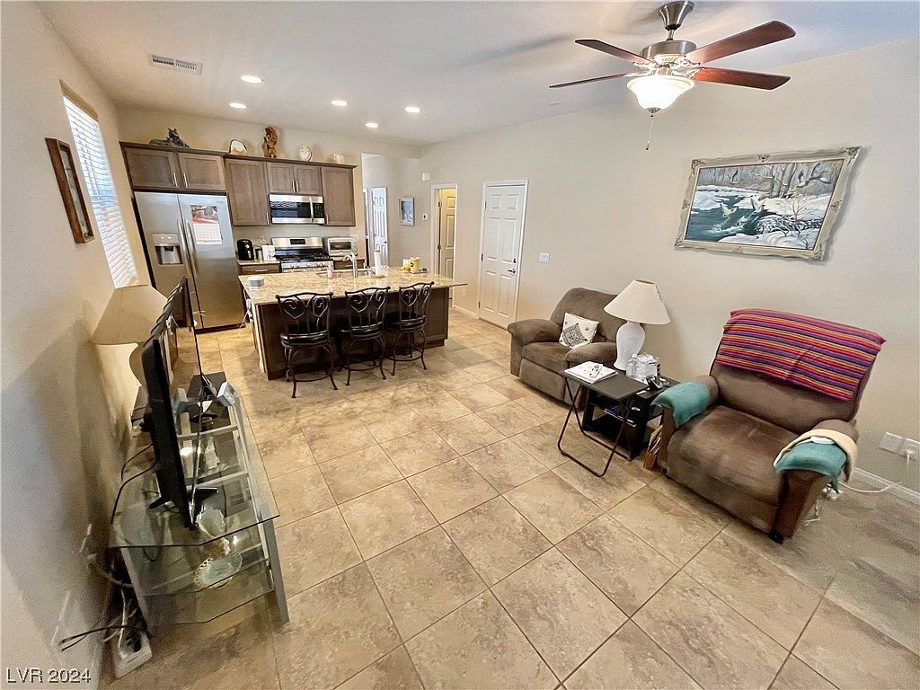 2723 Chinaberry Hill St Laughlin, NV 89029 - Thumbnail 3