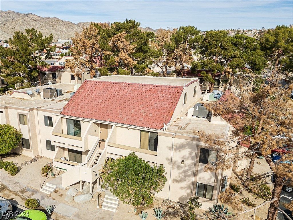 3811 Desert Marina Dr APT 126 Laughlin, NV 89029 - Thumbnail 3