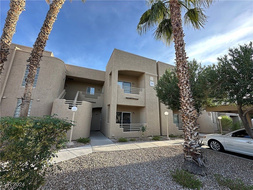 2191 Bay Club Dr APT 202 Laughlin, NV 89029 - Thumbnail 3