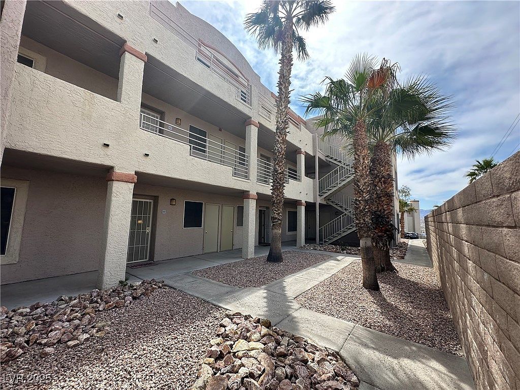 2072 Mesquite Ln APT 102 Laughlin, NV 89029 - Thumbnail 3