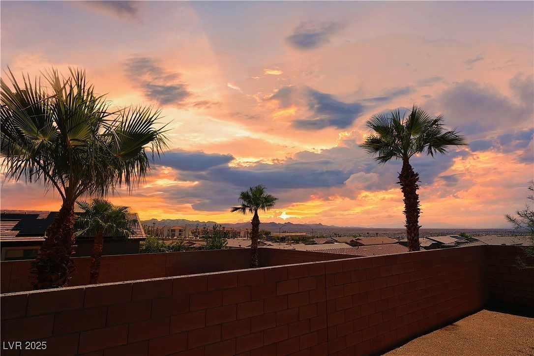 2077 Alki Beach Ave Laughlin, NV 89029 - Thumbnail 3