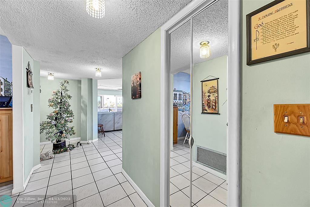 401 Briny Ave APT 409 Pompano Beach, FL 33062 - Thumbnail 3