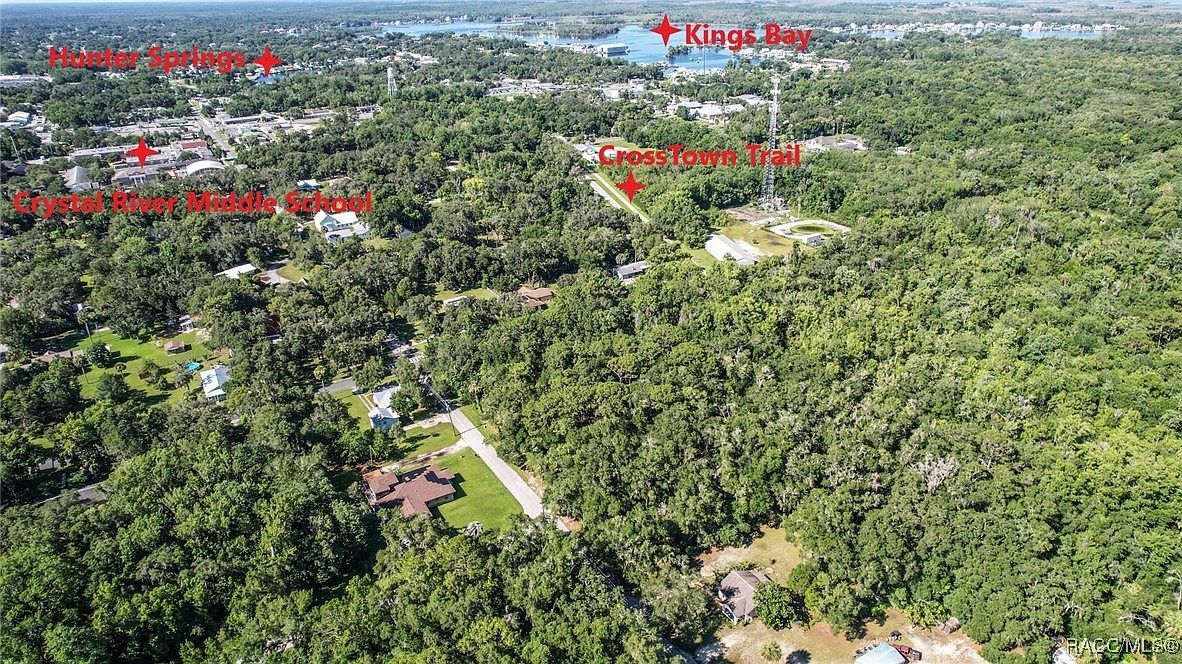 341 NE 13th St Crystal River, FL 34428 - Thumbnail 3
