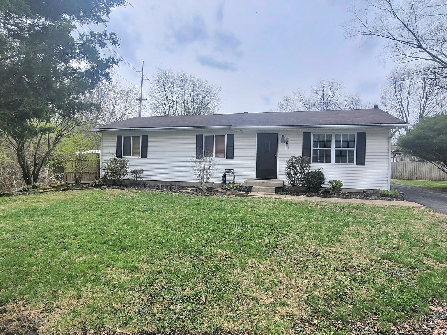 1024 Foltz St Indianapolis, IN 46241 - Thumbnail 3