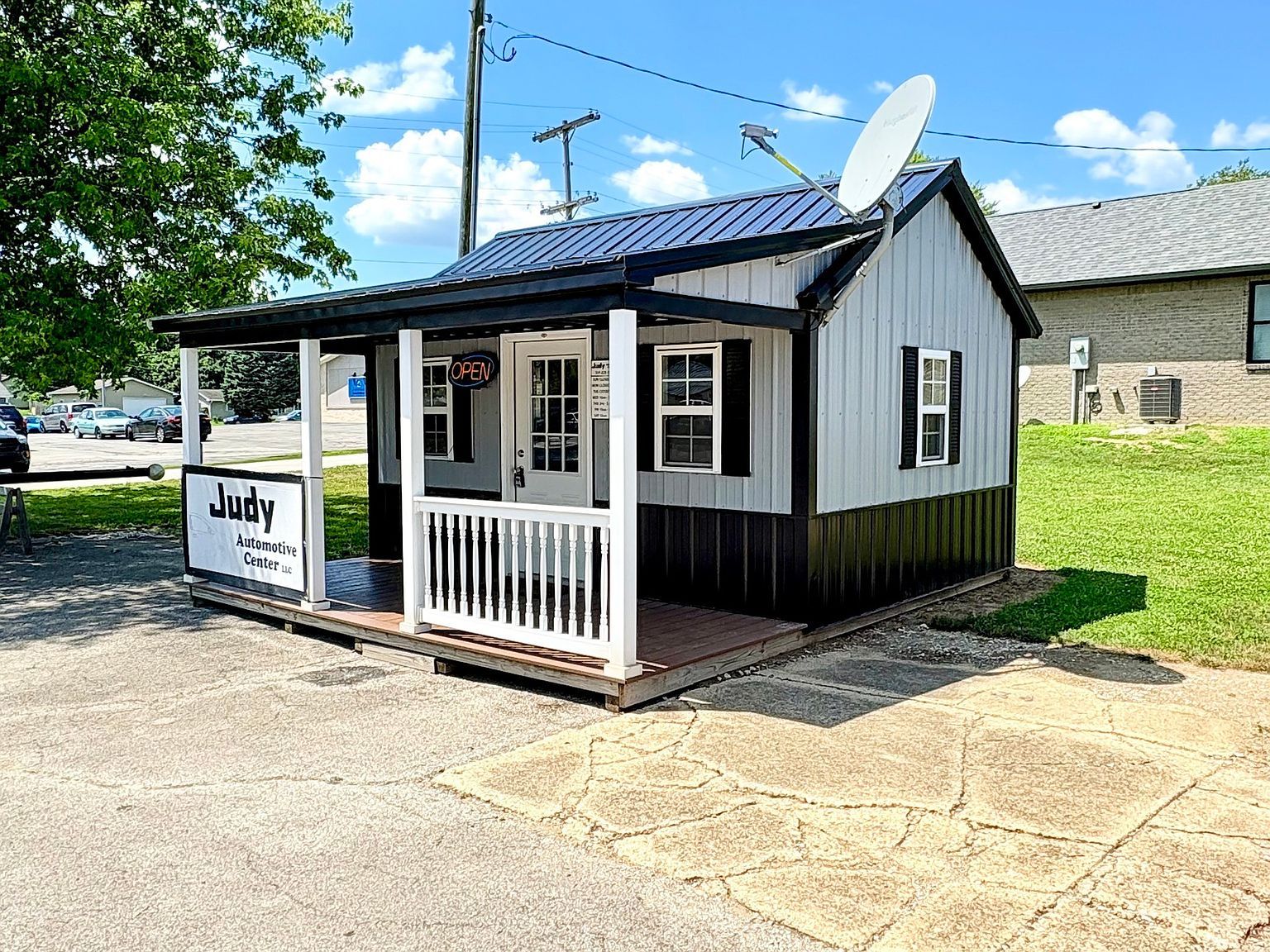 221 E Pat Rady Way Bainbridge, IN 46105 - Thumbnail 3