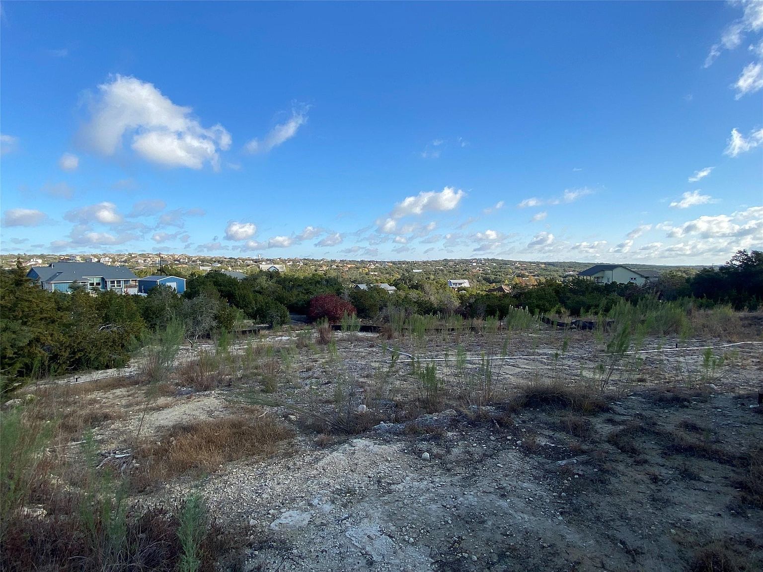 10627 Lake Park Dr Dripping Springs, TX 78620 - Thumbnail 3