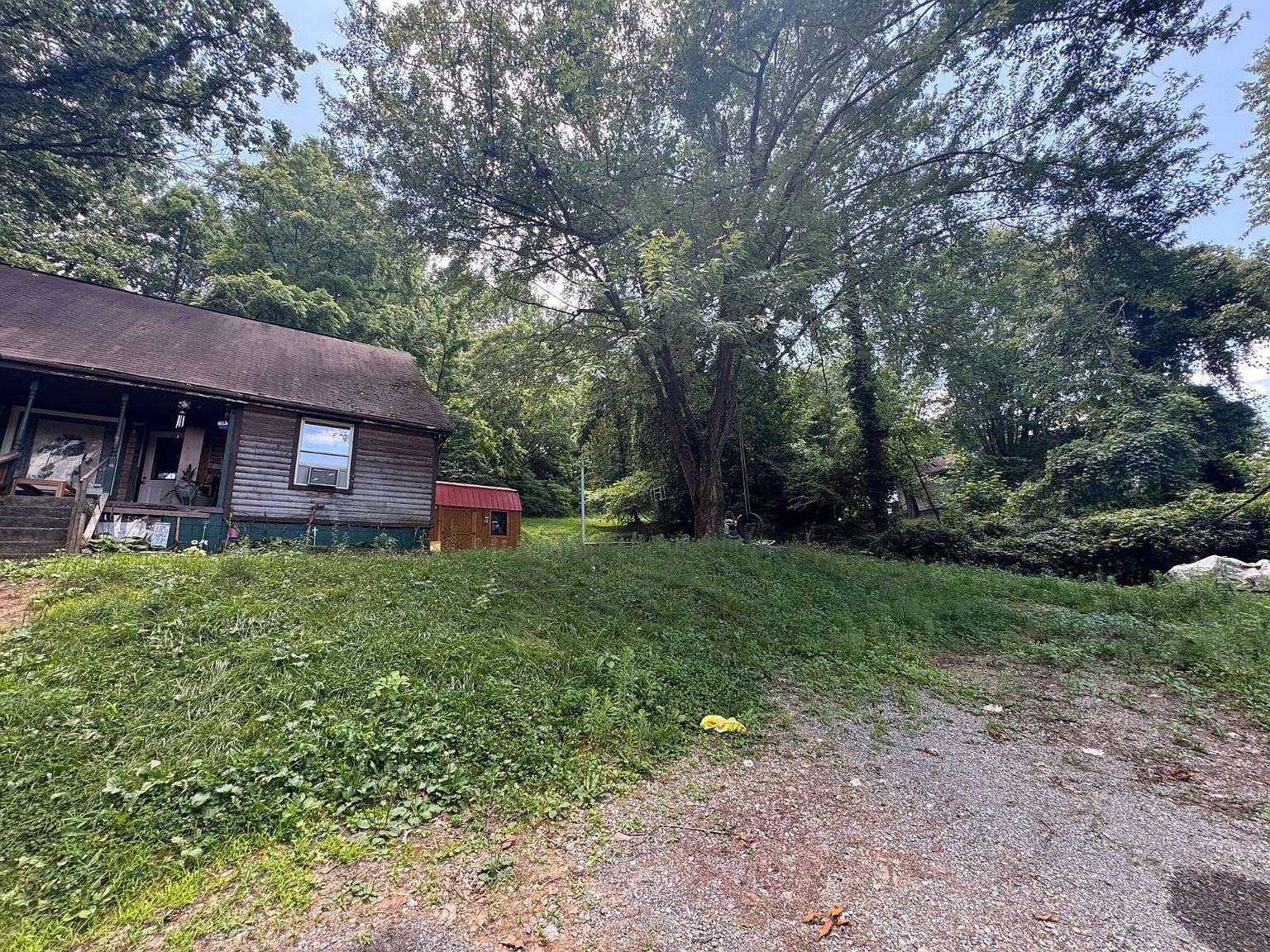 306 Delaware St Kingsport, TN 37665 - Thumbnail 3