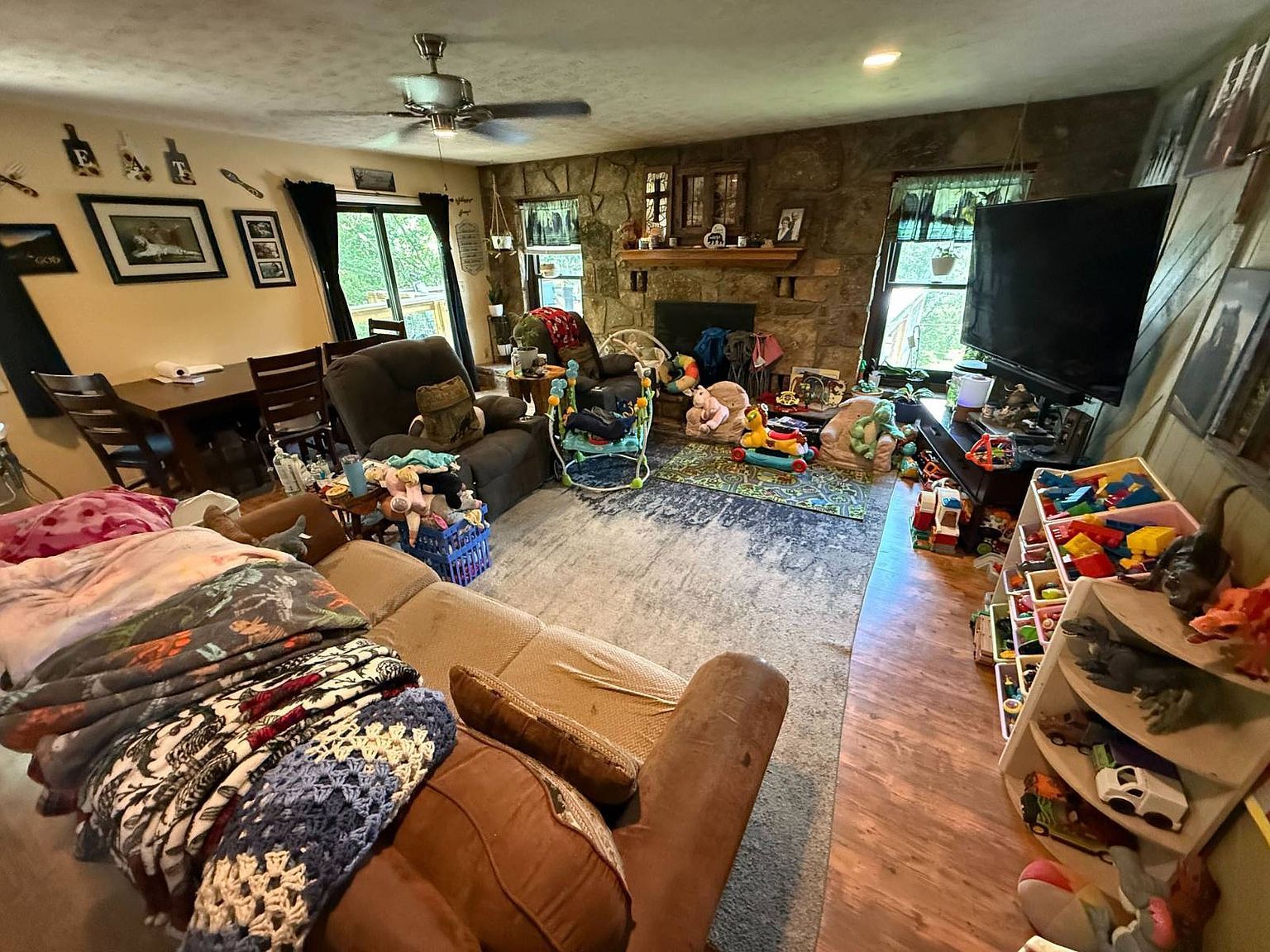 3825 Dollys Dr Sevierville, TN 37876 - Thumbnail 3