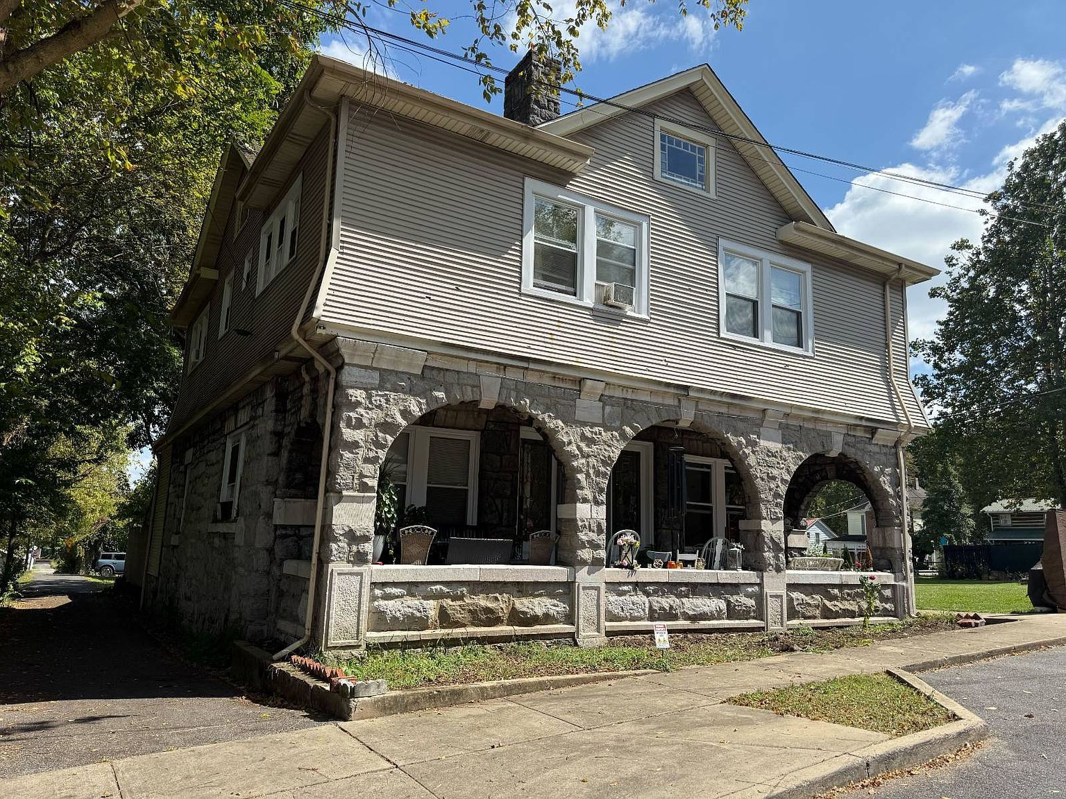 311 12th St Bristol, TN 37620 - Thumbnail 3