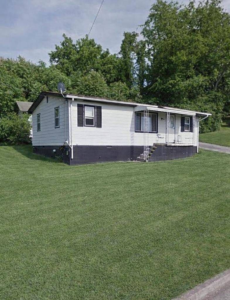 105 Robinson St Greeneville, TN 37743 - Thumbnail 3