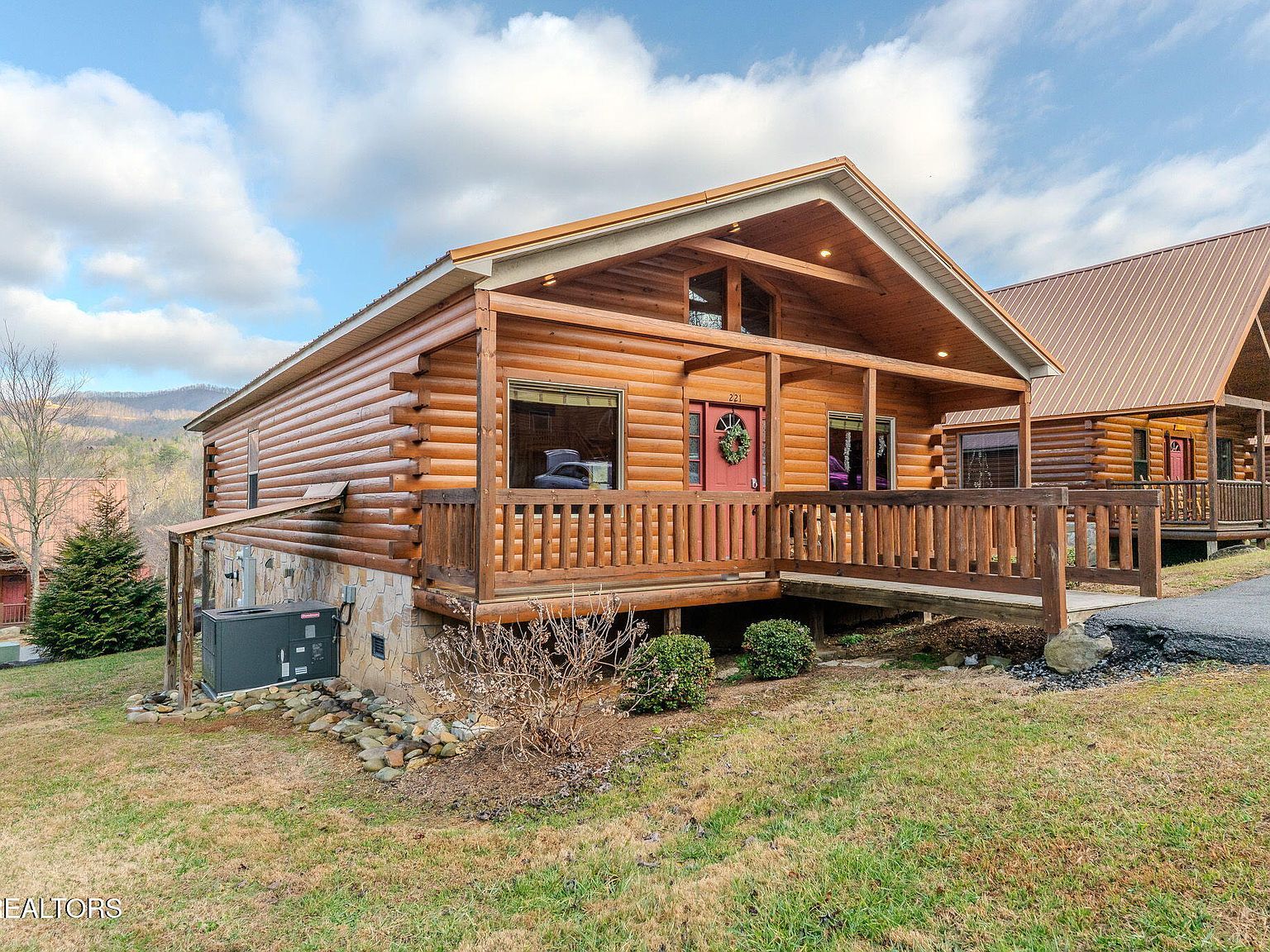 221 Forrest Loop Way Gatlinburg, TN 37738 - Thumbnail 3