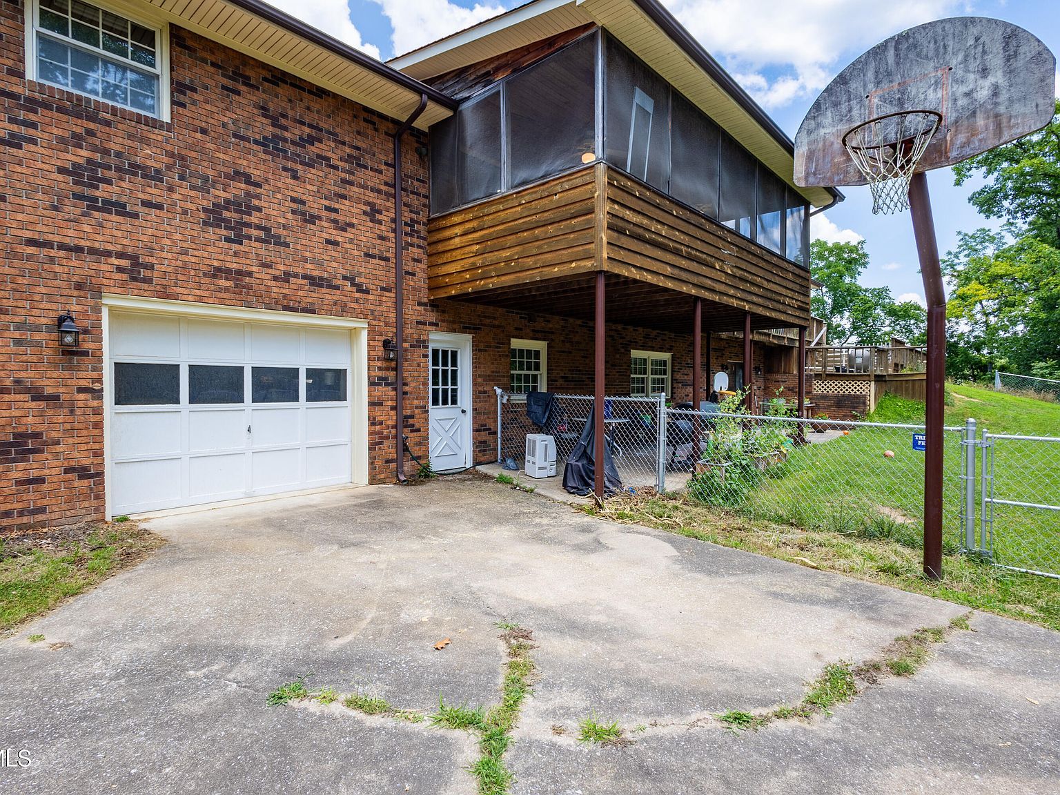 274 Hickam Orchard Rd Kingsport, TN 37660 - Thumbnail 3