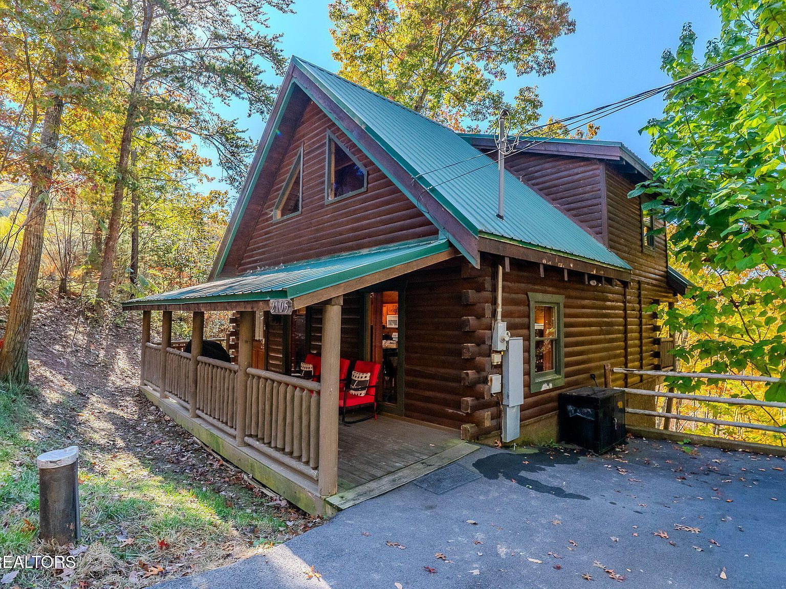 2105 Rabbit Point Way Sevierville, TN 37876 - Thumbnail 3