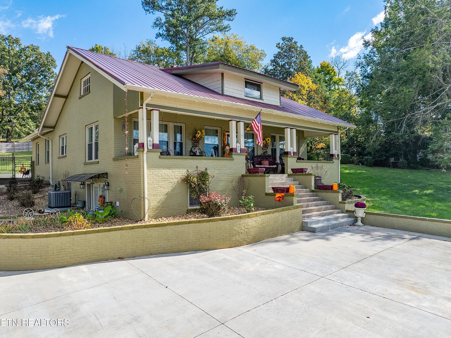 719 College St N Madisonville, TN 37354 - Thumbnail 3