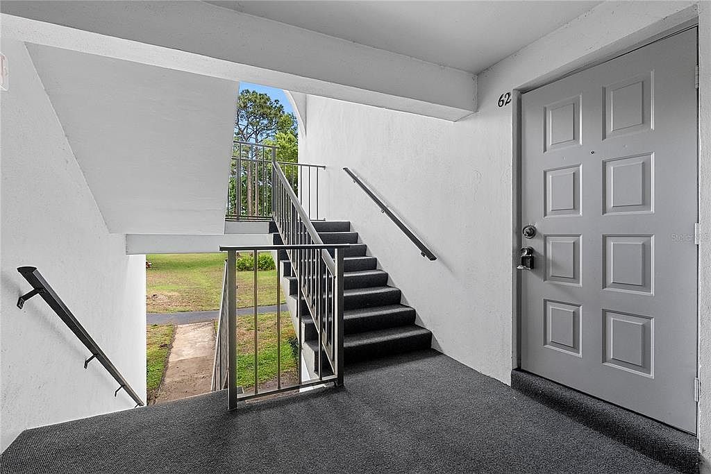 8203 Sun Spring Cir Unit 62 Orlando, FL 32825 - Thumbnail 3