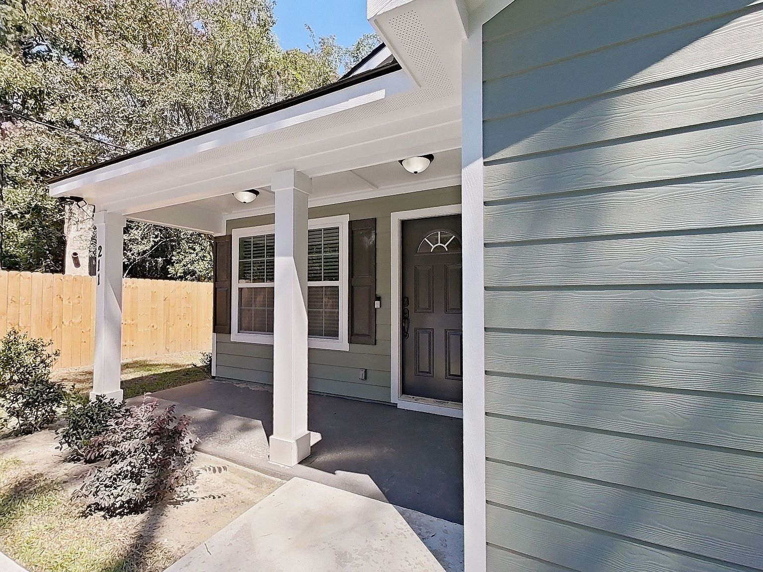 211 Lucy St Thomasville, GA 31792 - Thumbnail 3