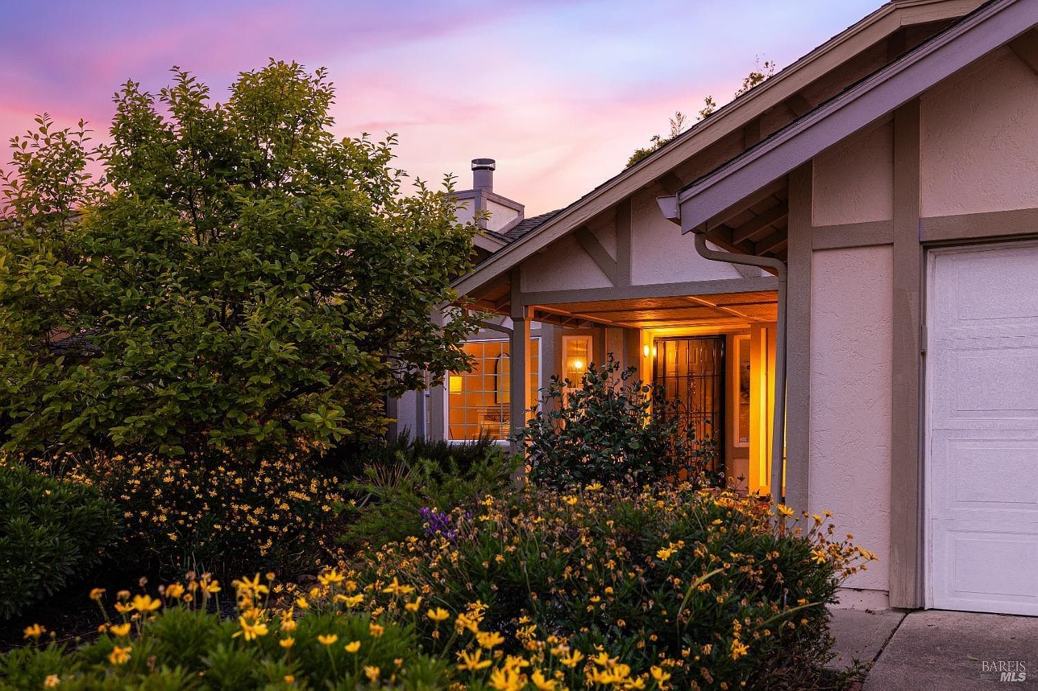 340 Kendrick Ln Vacaville, CA 95687 - Thumbnail 3