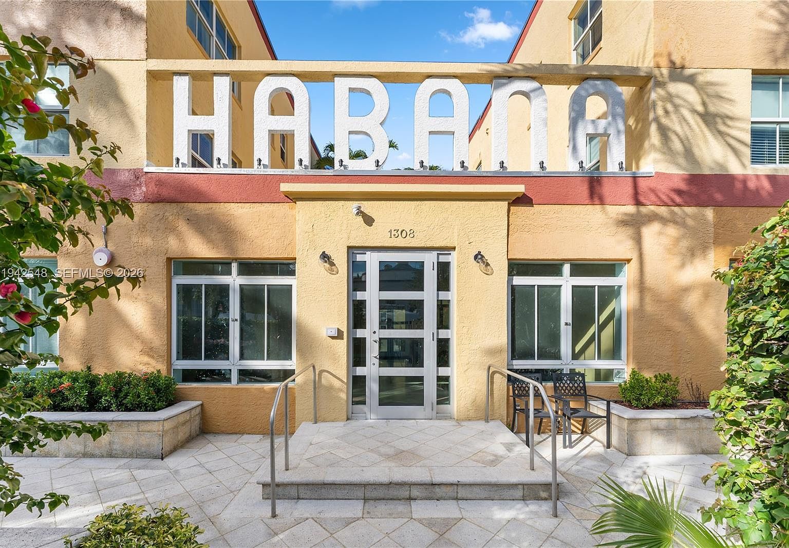 1308 Drexel Ave APT 209 Miami Beach, FL 33139 - Thumbnail 3