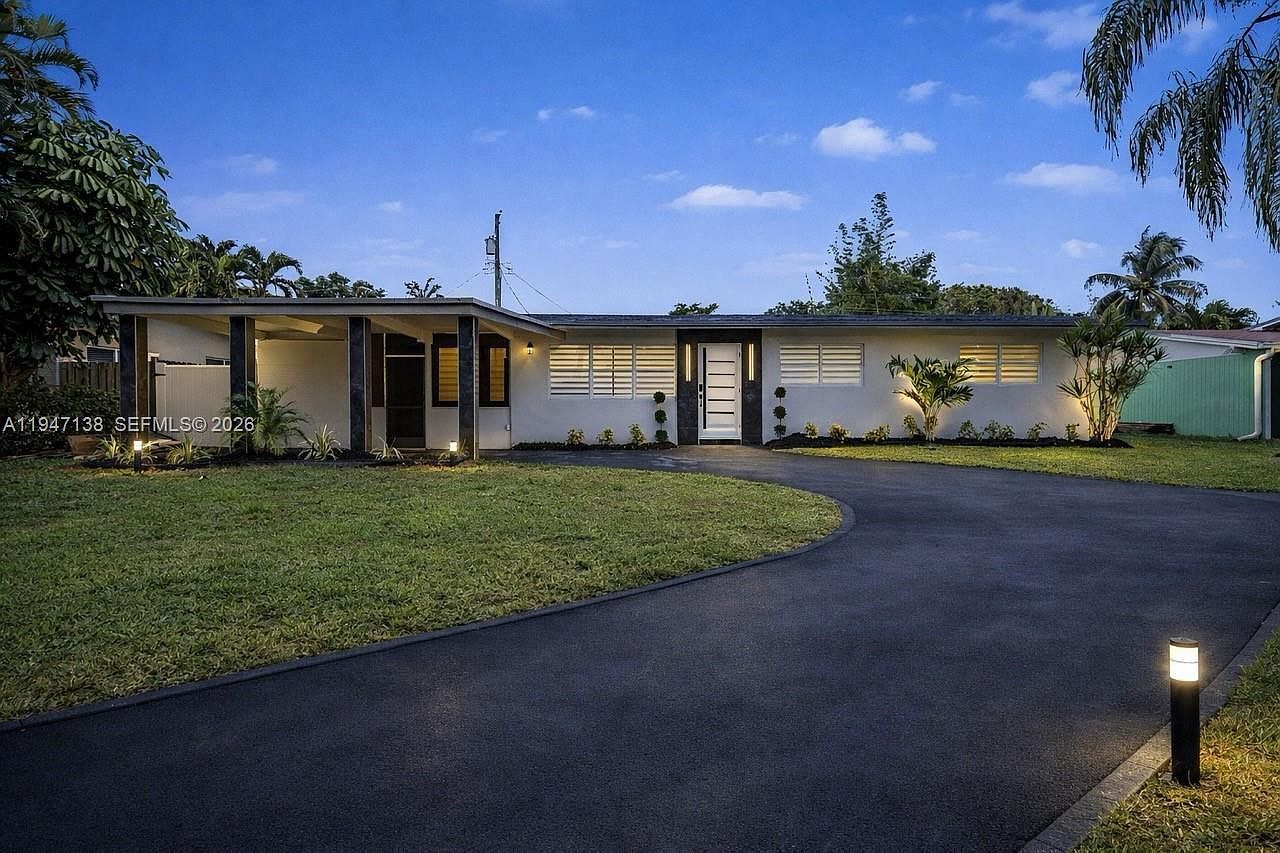 317 NW 27th St Fort Lauderdale, FL 33311 - Thumbnail 3