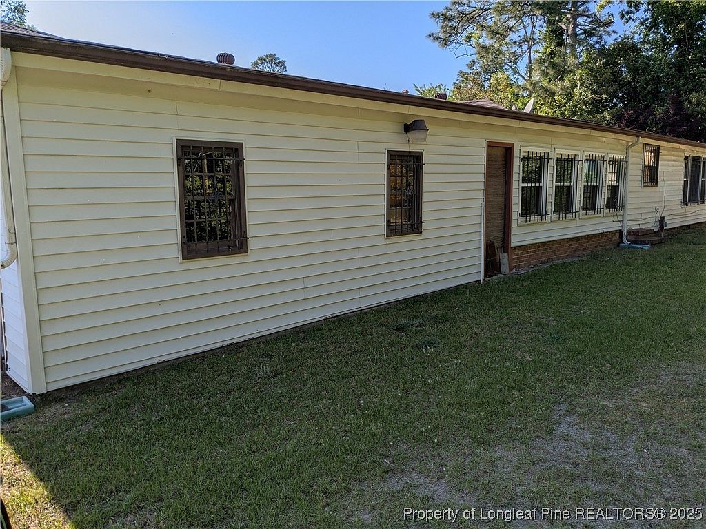 1829 Martindale Dr Fayetteville, NC 28304 - Thumbnail 3