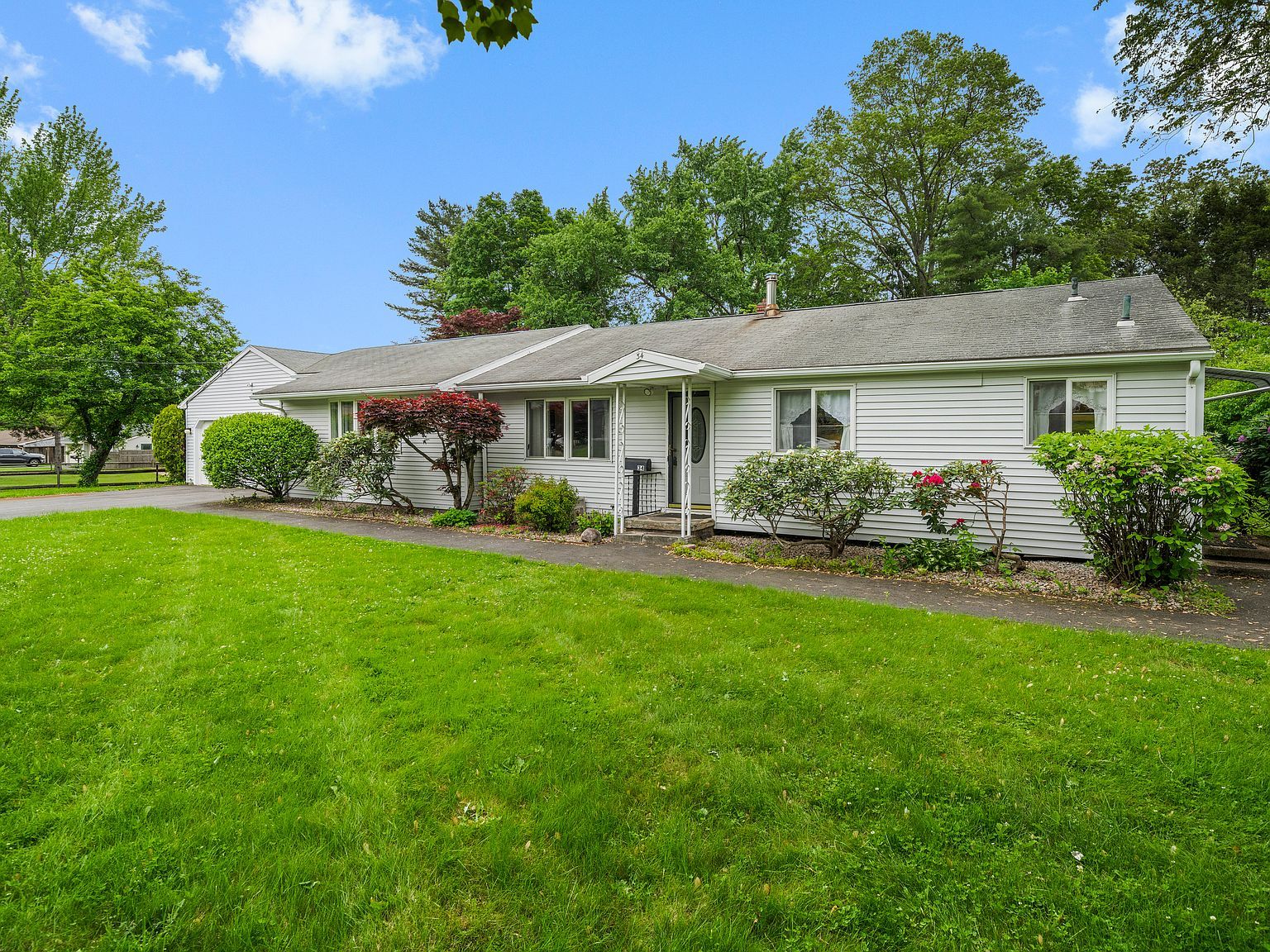 34 Benedict Dr South Windsor, CT 06074 - Thumbnail 3