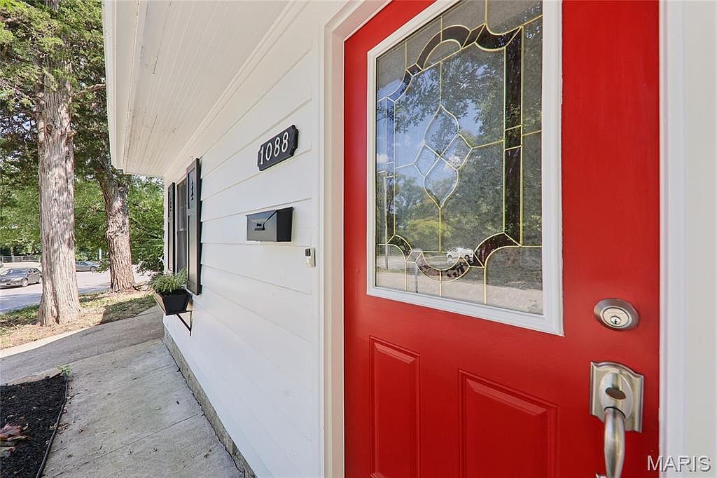 1088 Key West Ave Saint Louis, MO 63119 - Thumbnail 3