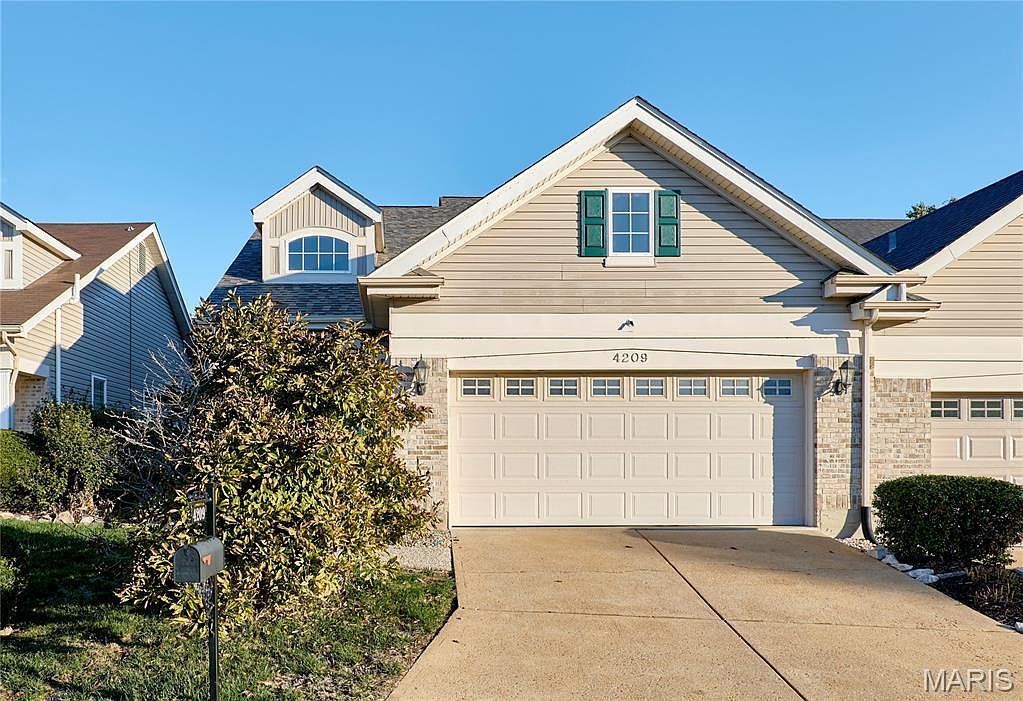 4209 Consett Dr Saint Louis, MO 63129 - Thumbnail 3