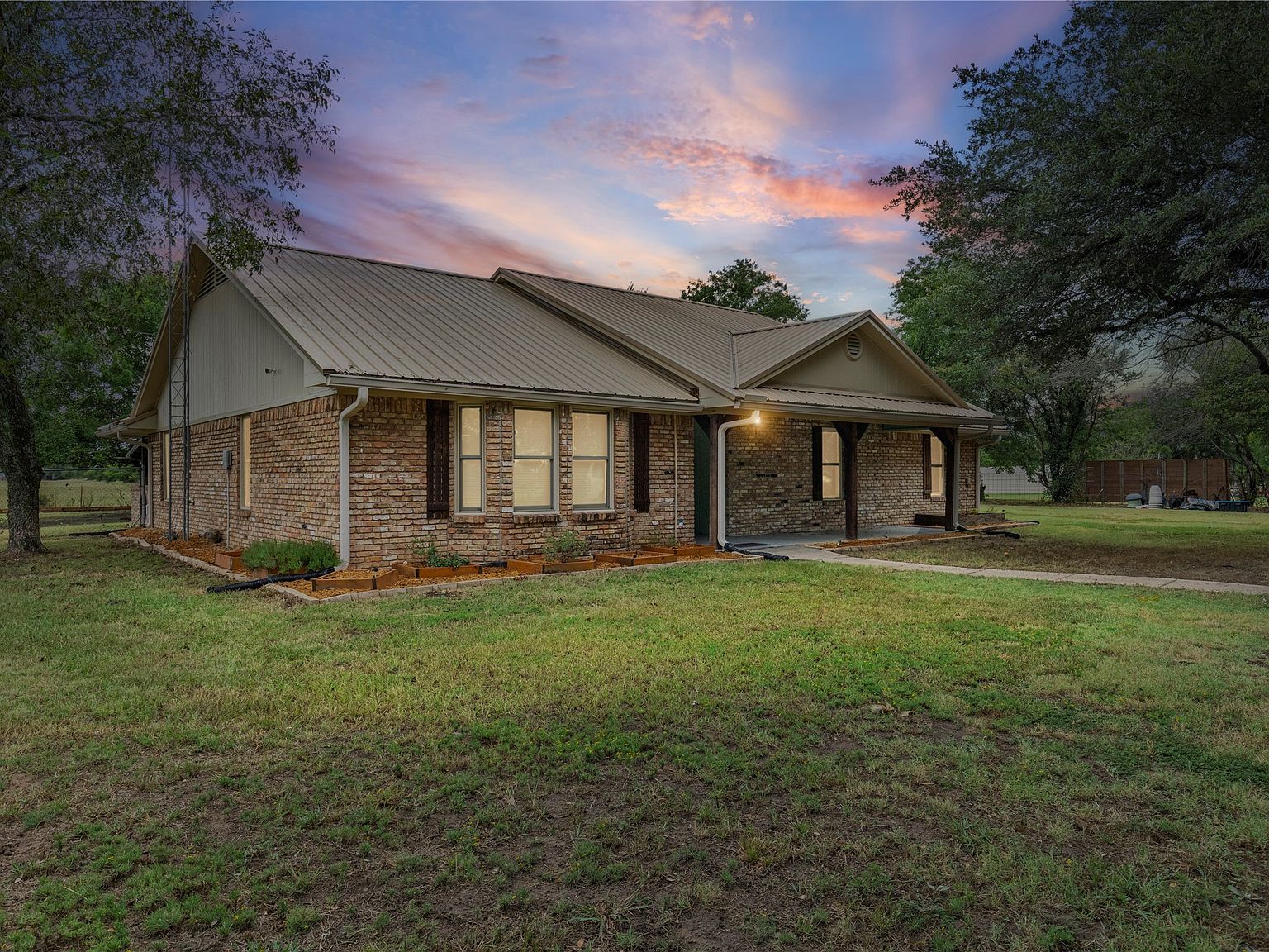 208 County Road 1080 Cooper, TX 75432 - Thumbnail 3