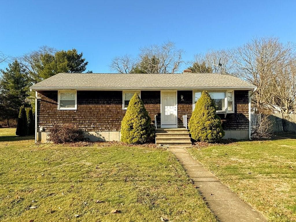 19 Flint Corn Rd Portsmouth, RI 02871 - Thumbnail 3