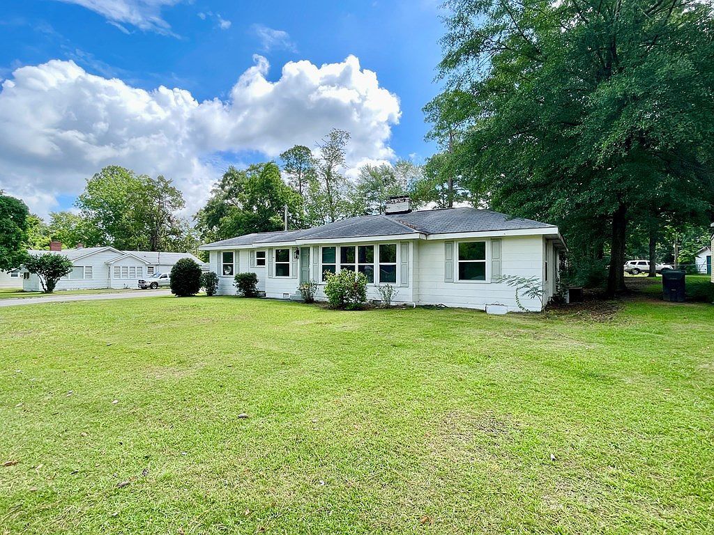 907 Woodland Dr Dothan, AL 36301 - Thumbnail 3