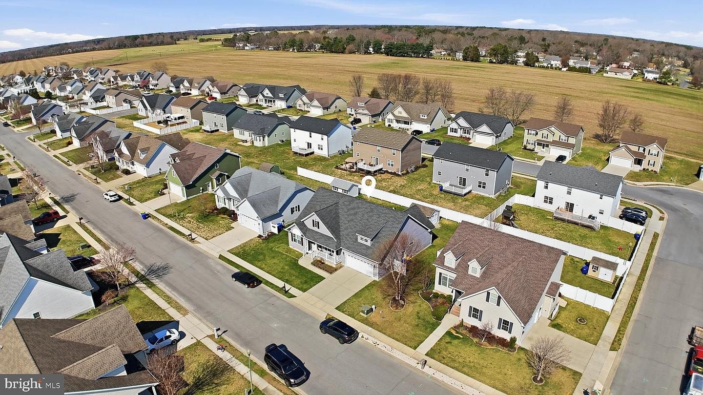 413 Plantation Dr Seaford, DE 19973 - Thumbnail 3