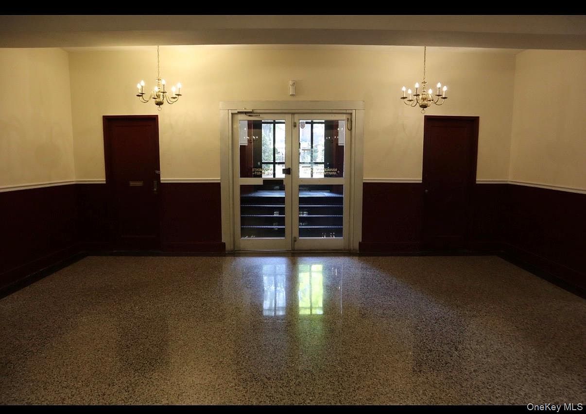 465 E Lincoln Ave APT 411 Mount Vernon, NY 10552 - Thumbnail 3