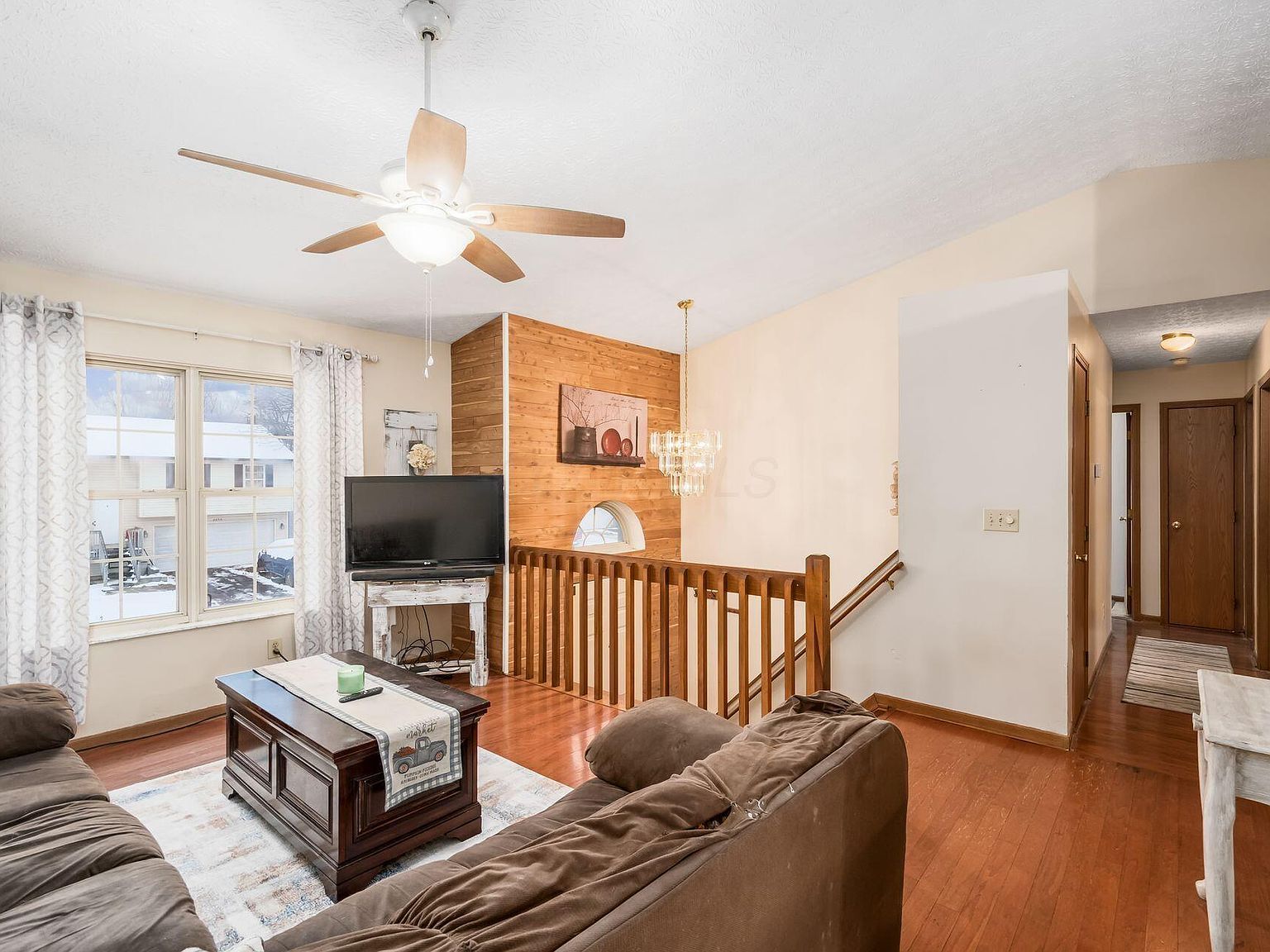 4455 Catamaran Dr Columbus, OH 43207 - Thumbnail 3