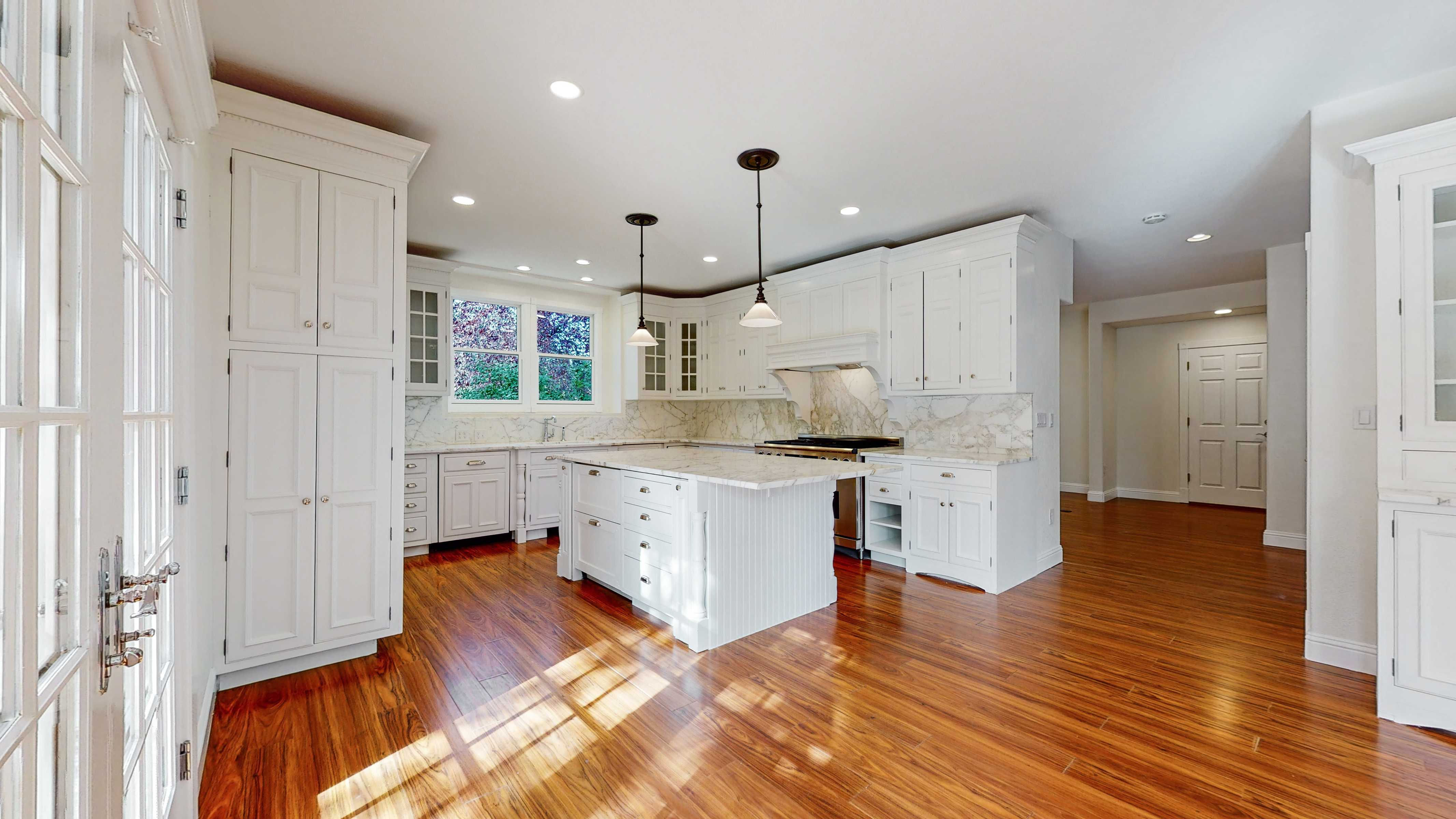 1035 Willow Creek Circle, Longmont, CO, USA, 80503 - Thumbnail 3